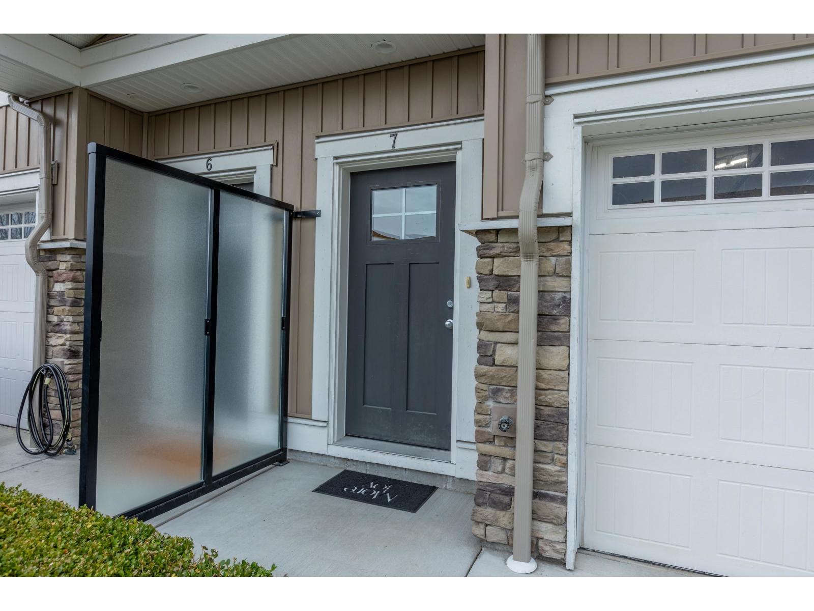 7 34230 ELMWOOD DRIVE