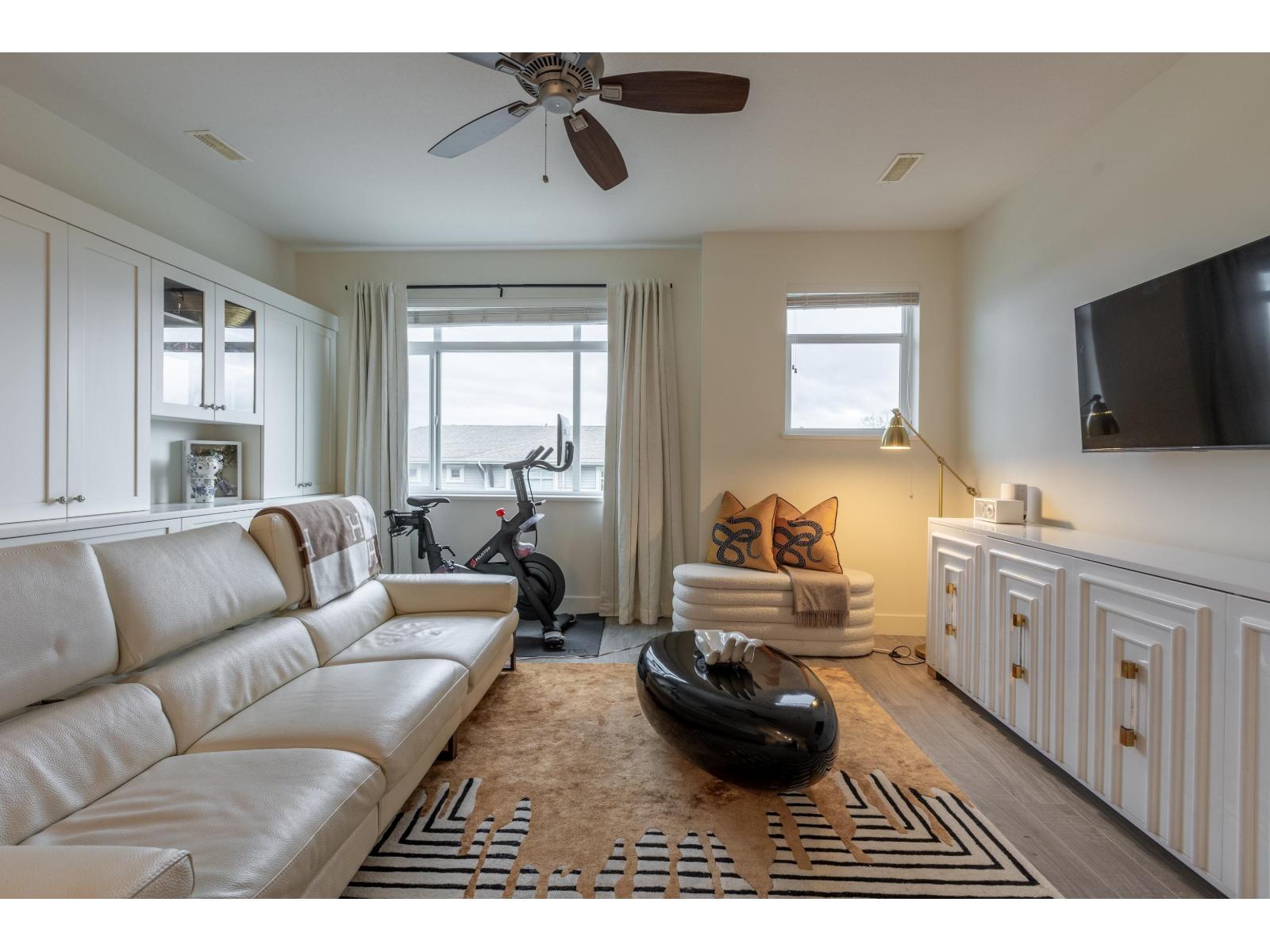 7 34230 ELMWOOD DRIVE