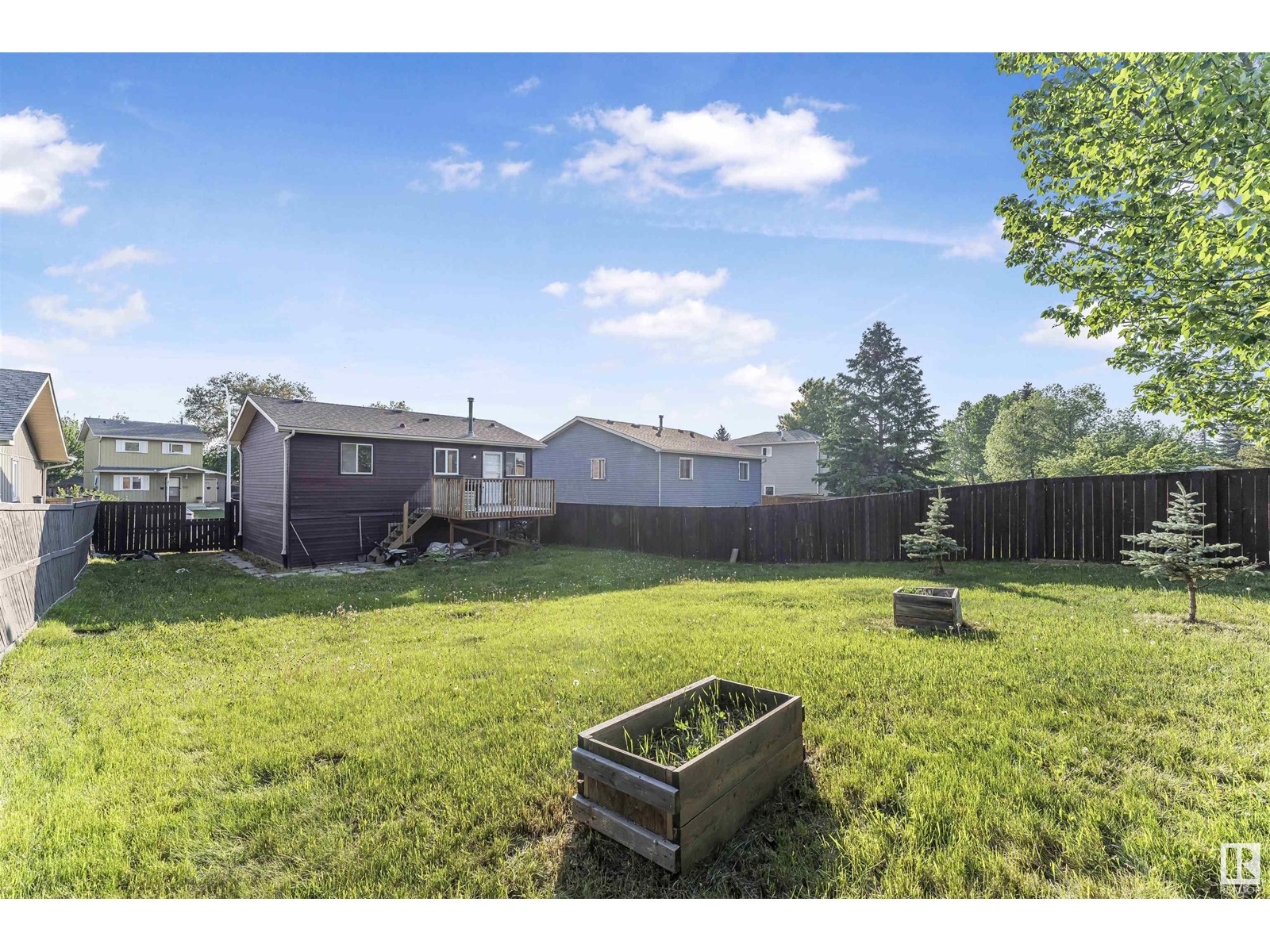 4912 36 AV NW