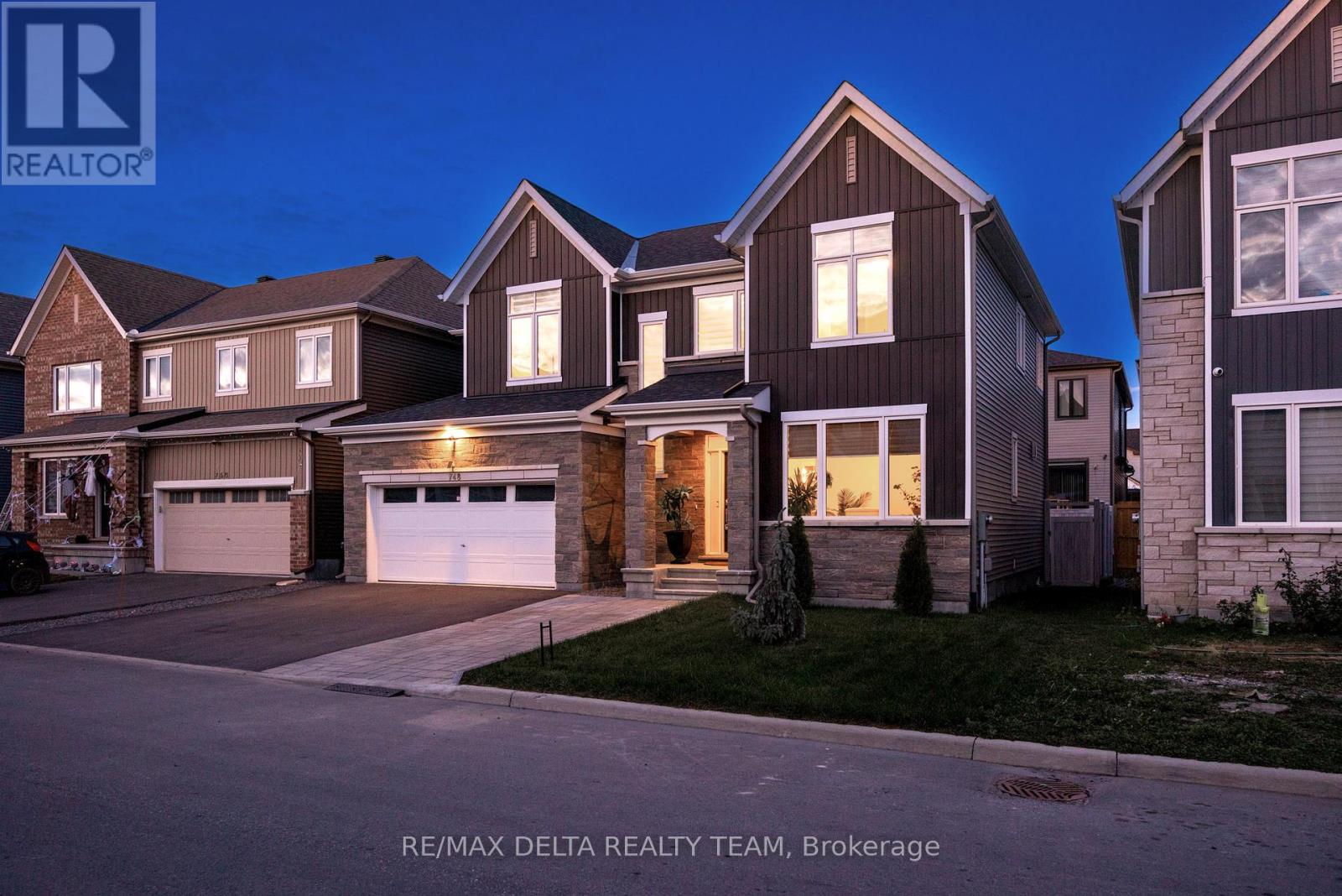 748 VENNECY TERRACE