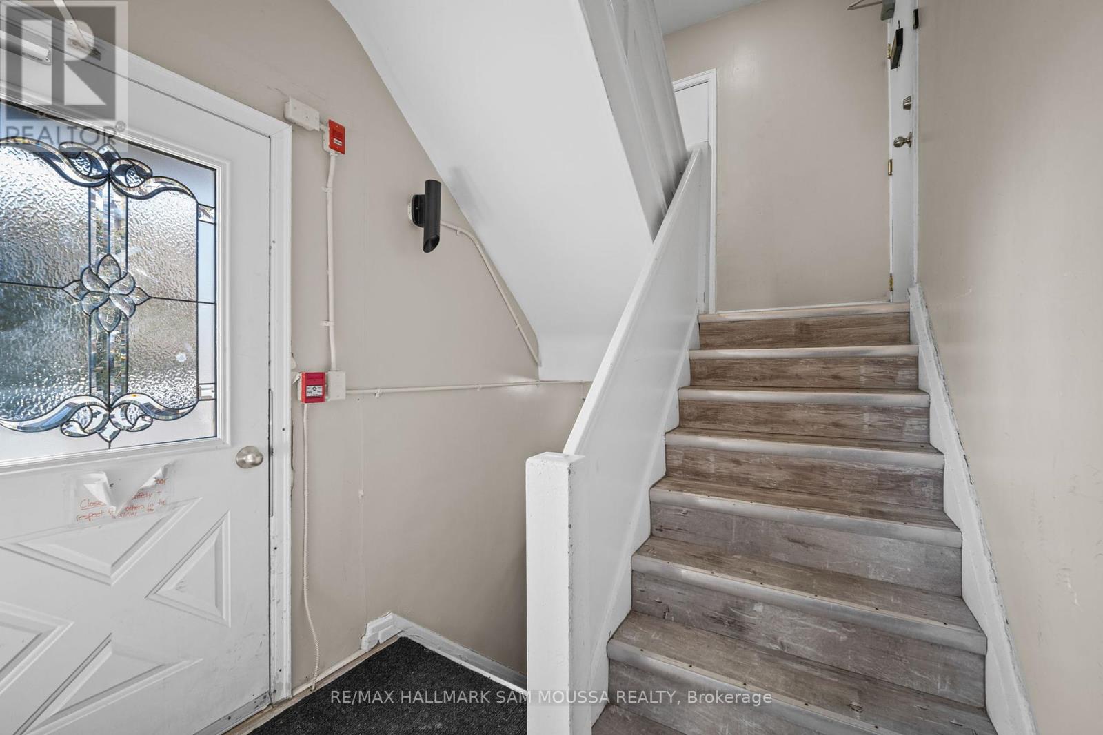 329 RICHELIEU AVENUE
