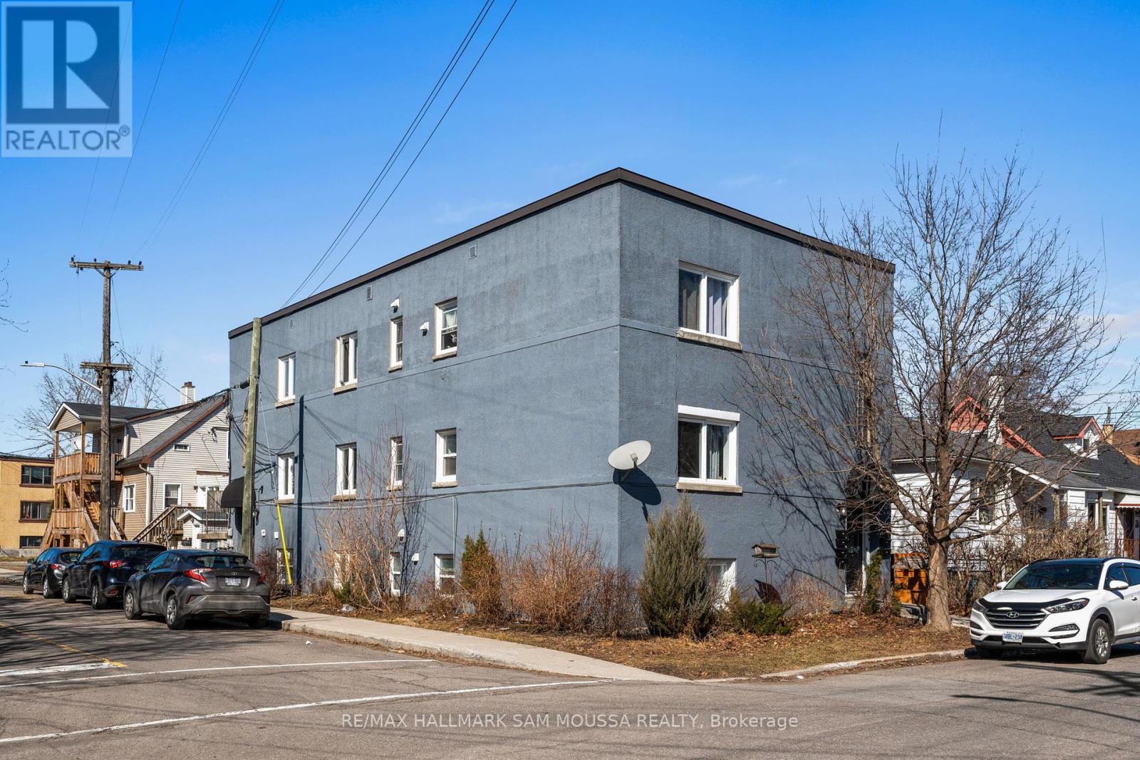 329 RICHELIEU AVENUE