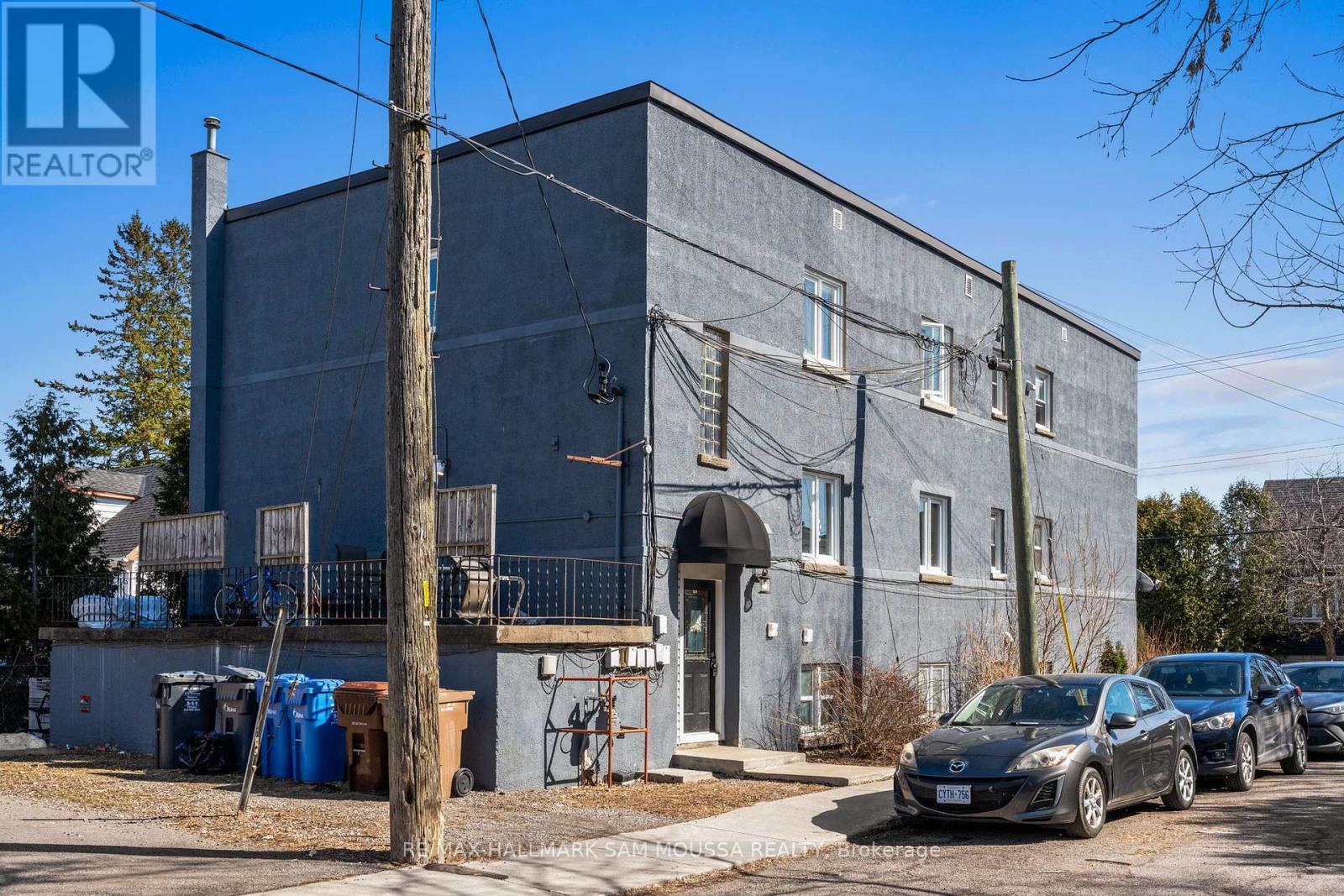329 RICHELIEU AVENUE
