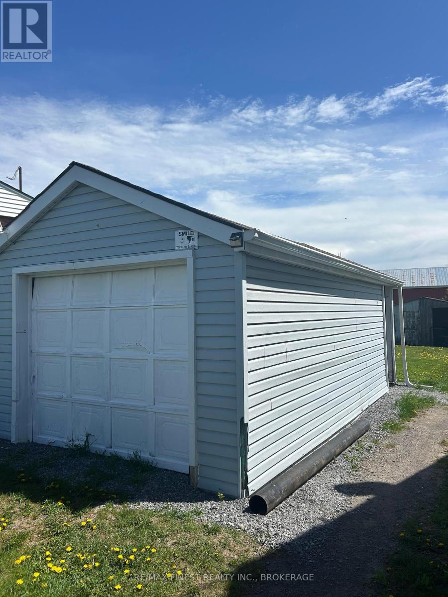 1476 WESTBROOK ROAD
