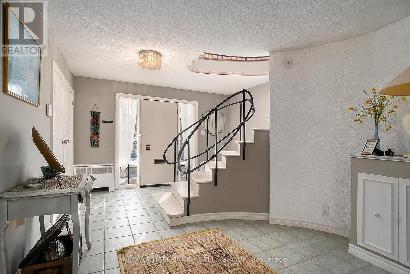 1053 CHELSEA DRIVE