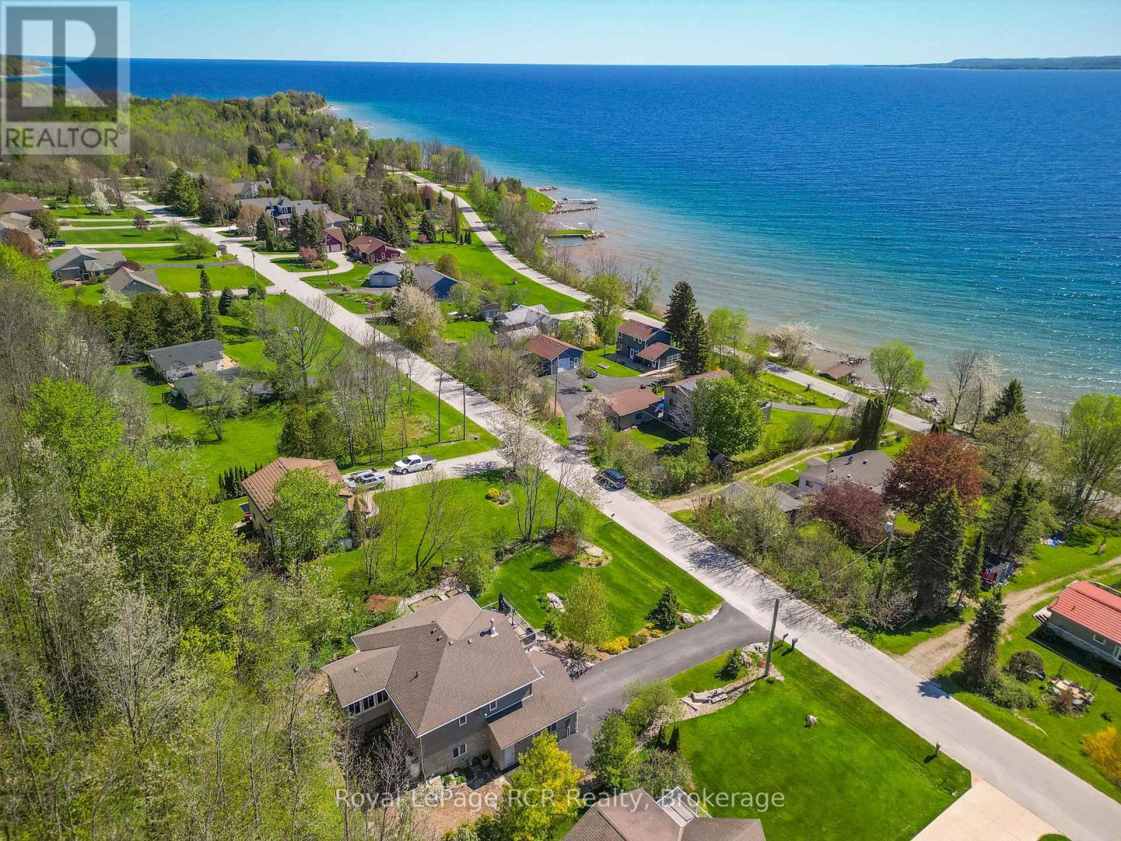 154 MACINTOSH DRIVE