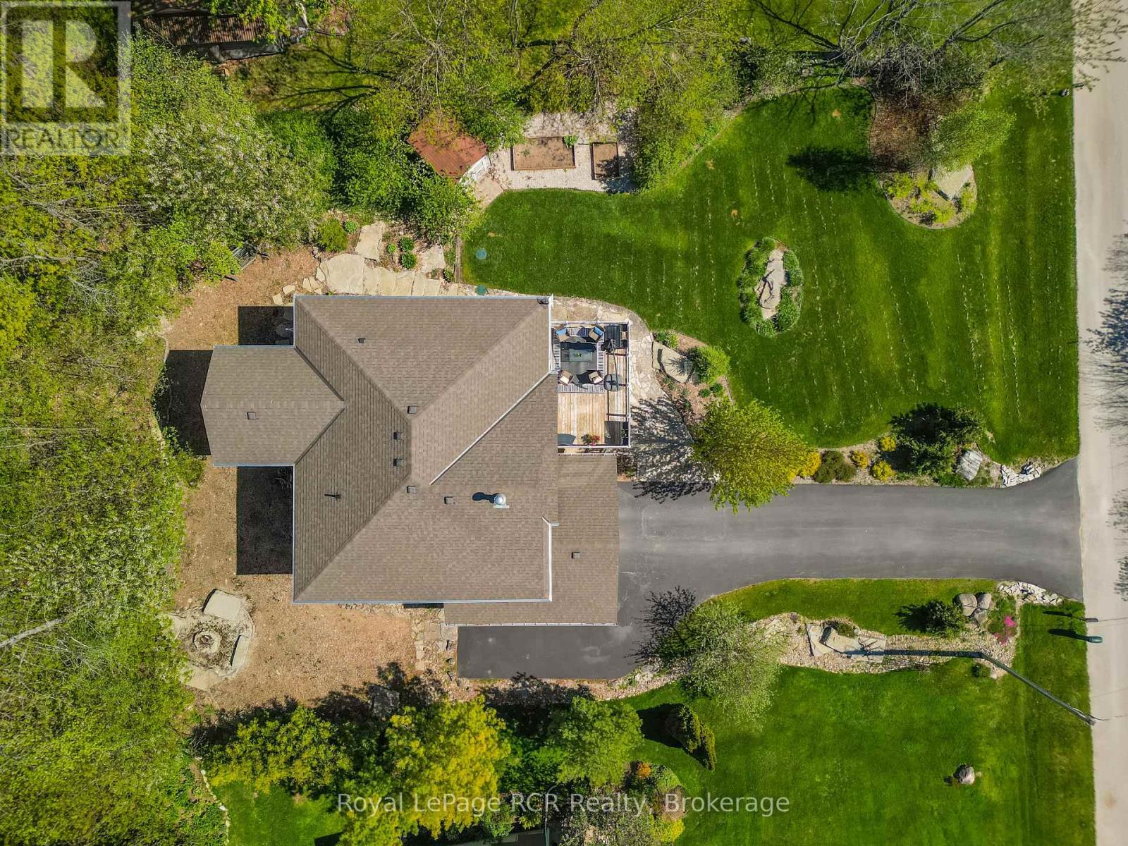 154 MACINTOSH DRIVE