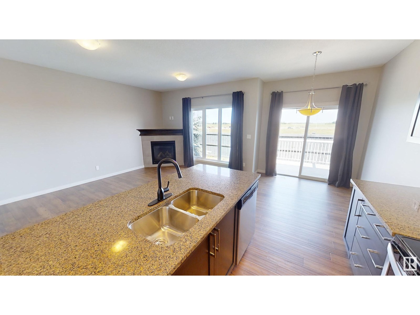 #34 18230 104A ST NW