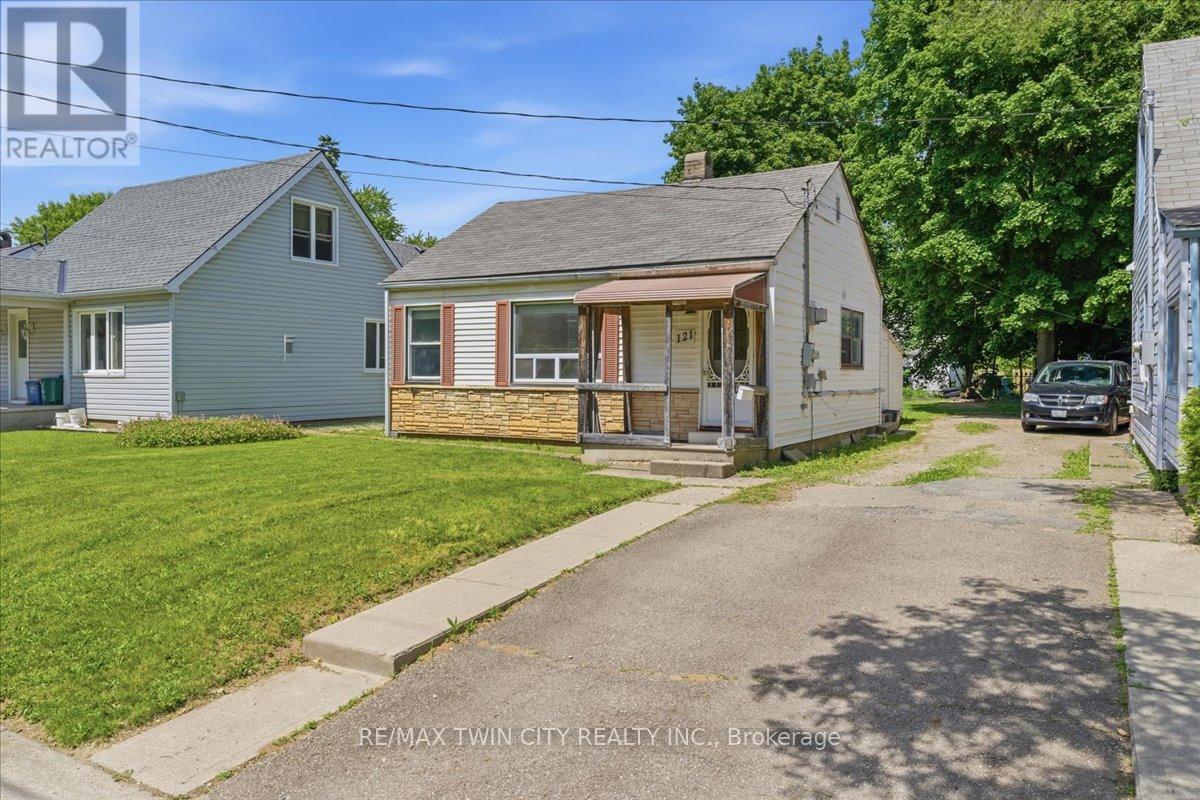 121 WILKES STREET