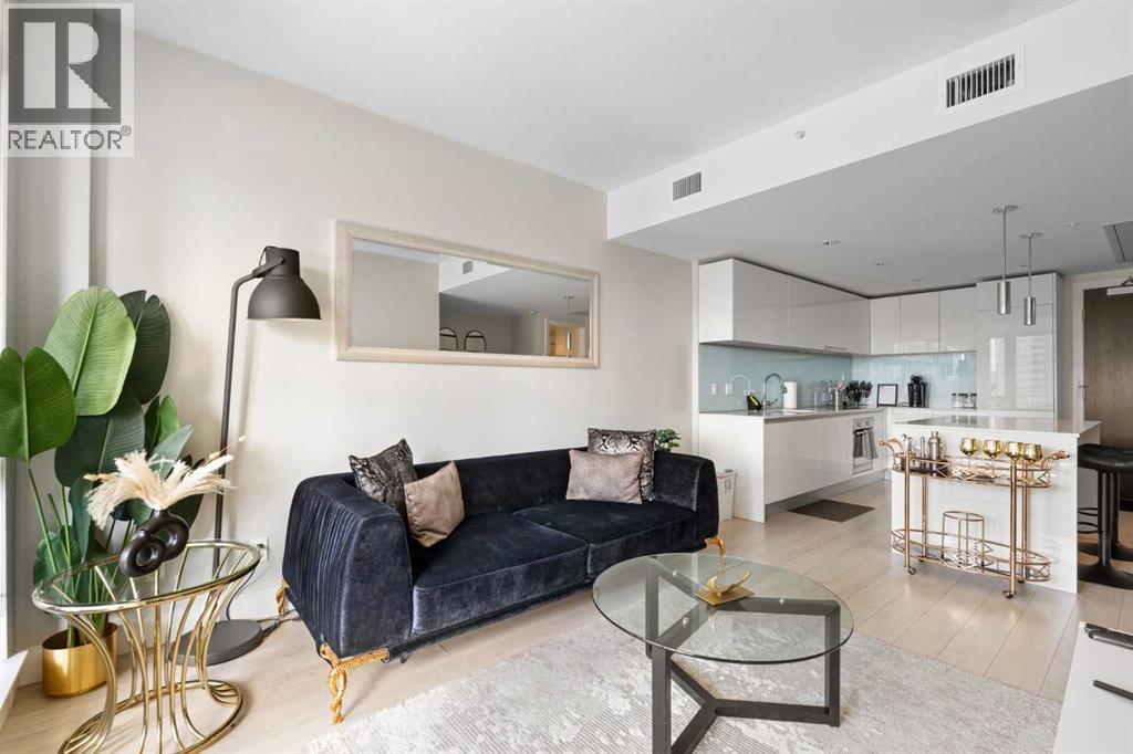 808, 1188 3 Street SE