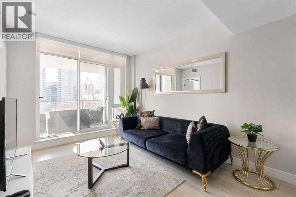 808, 1188 3 Street SE