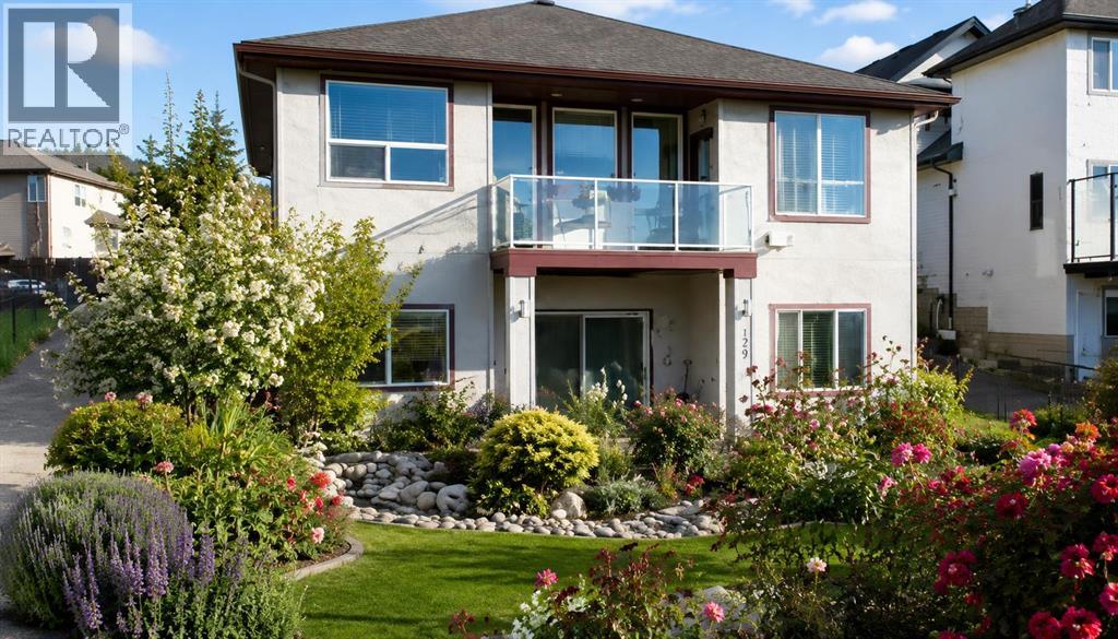 49 Arbour Crest Heights NW