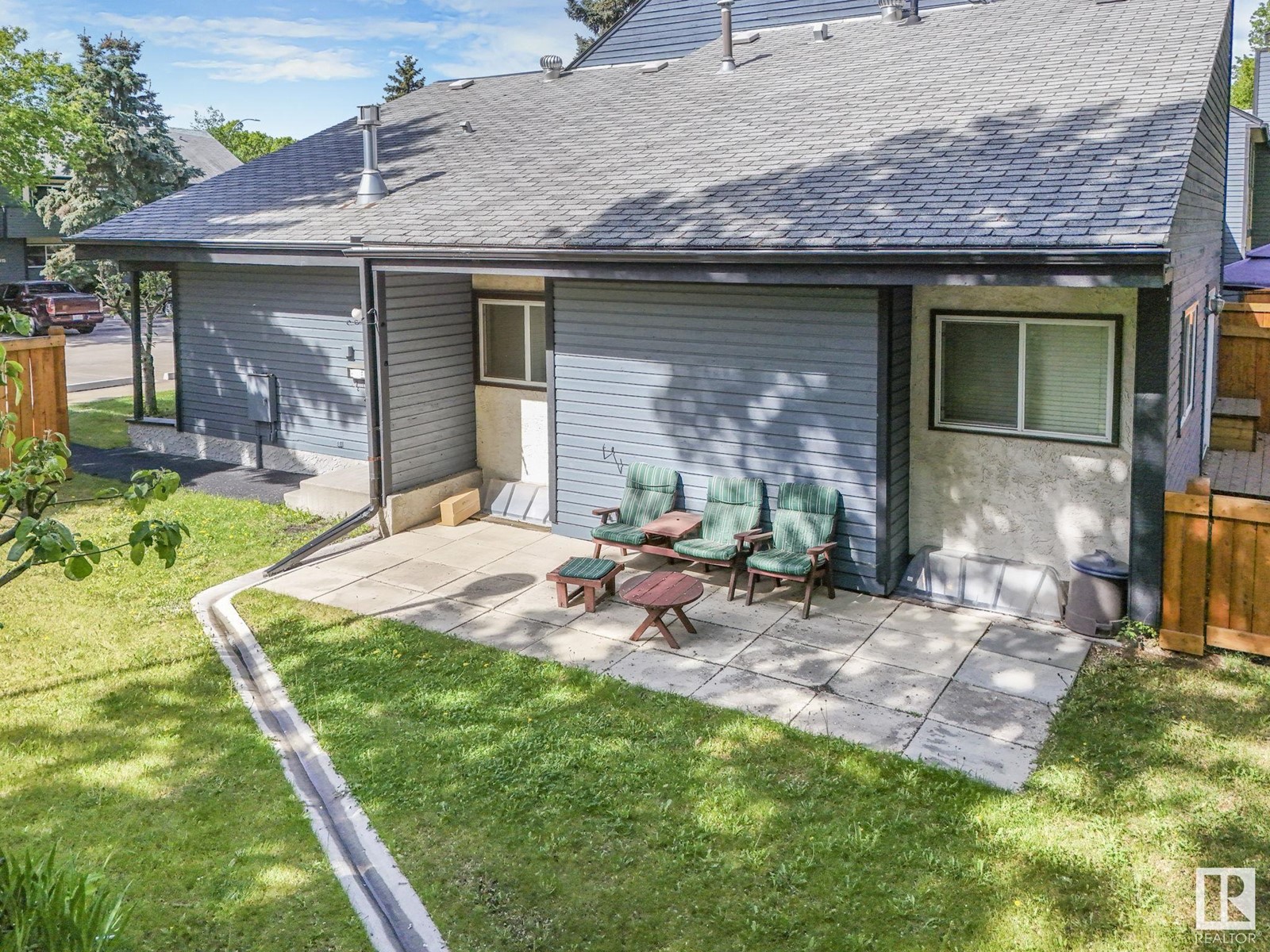 #106 81 GRANDIN RD