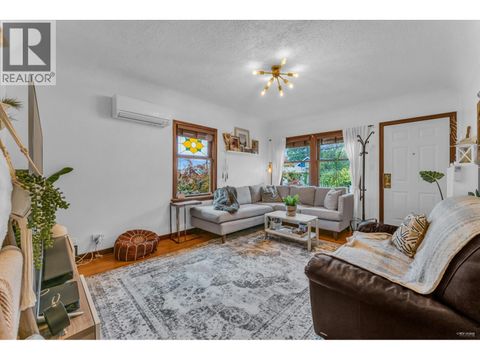 820 THIRD AVENUE New Westminster BC V3M1P2