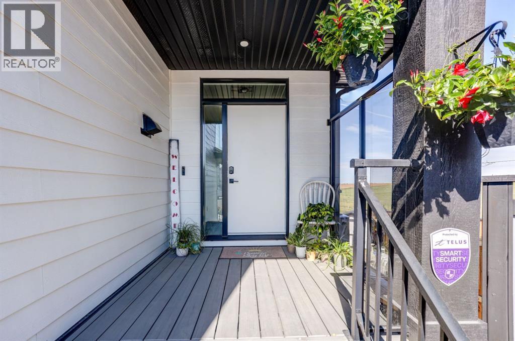 1206 Pacific Circle W