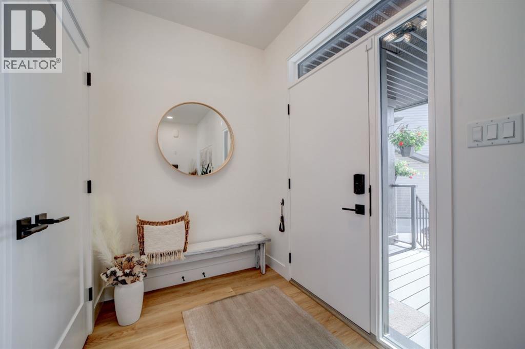 1206 Pacific Circle W