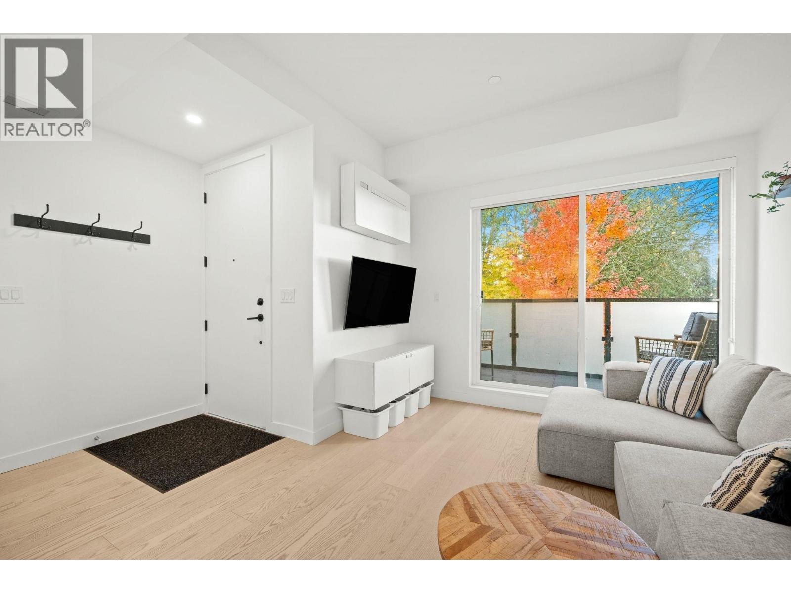 107 650 E 2ND STREET