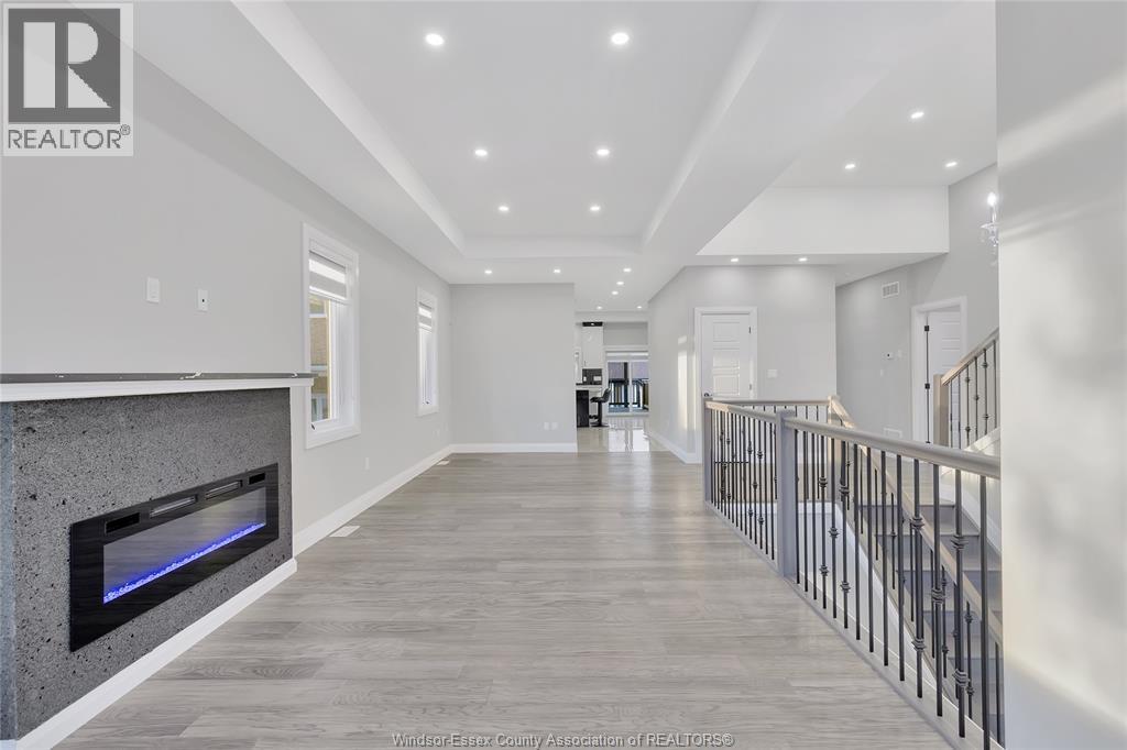 1320 GRAND MARAIS ROAD East