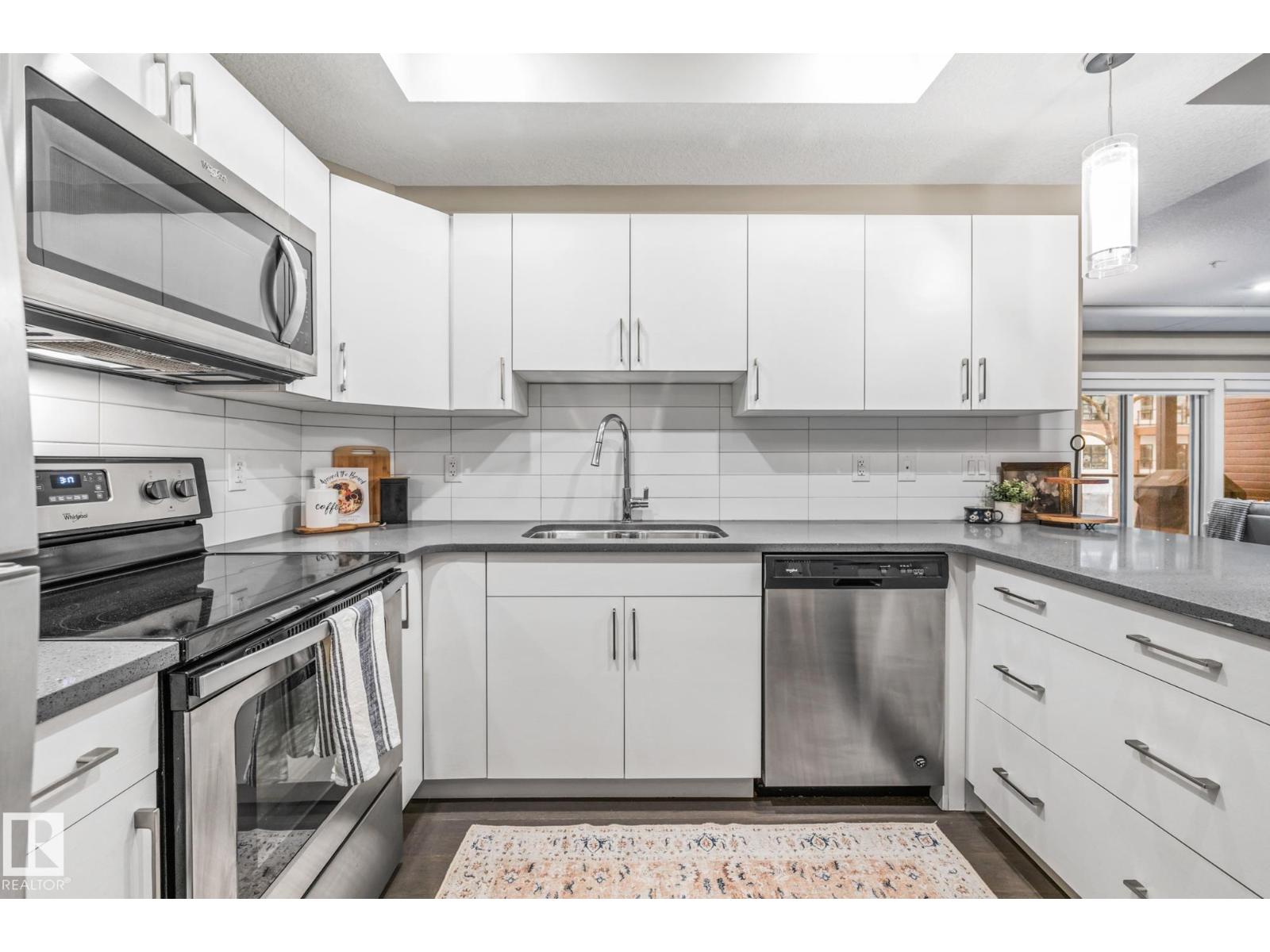 #203 10006 83 Ave NW