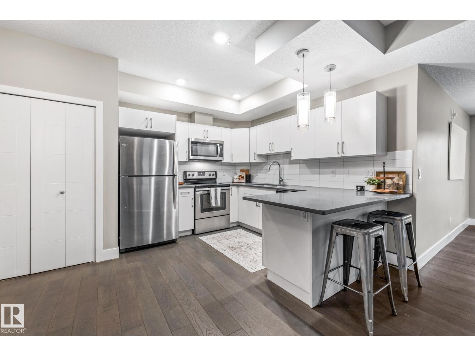 #203 10006 83 Ave NW