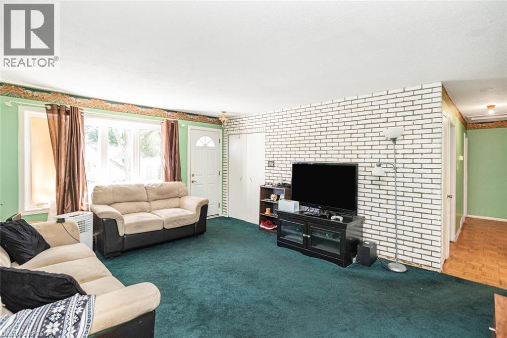 2138 FALMOUTH TERRACE Terrace
