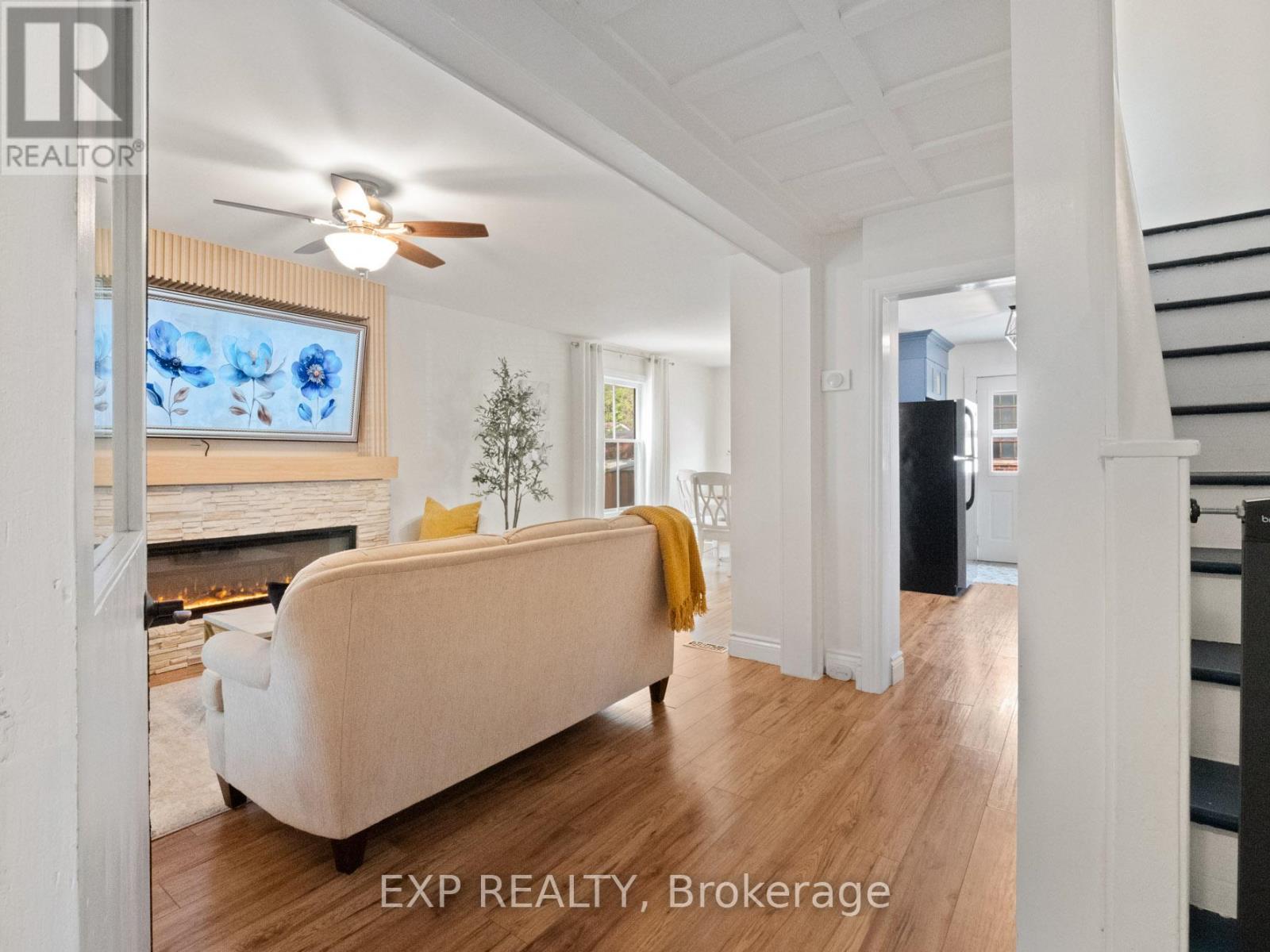 4 WILEY STREET