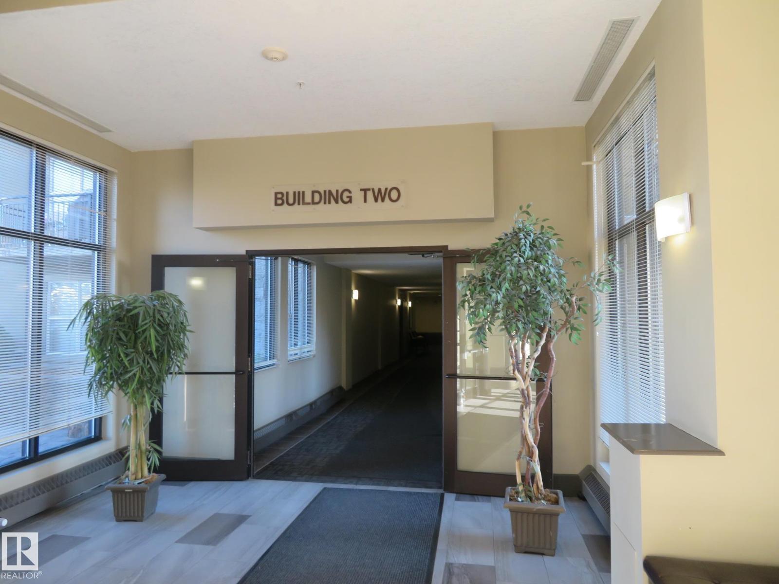 #2-417 4245 139 AV NW