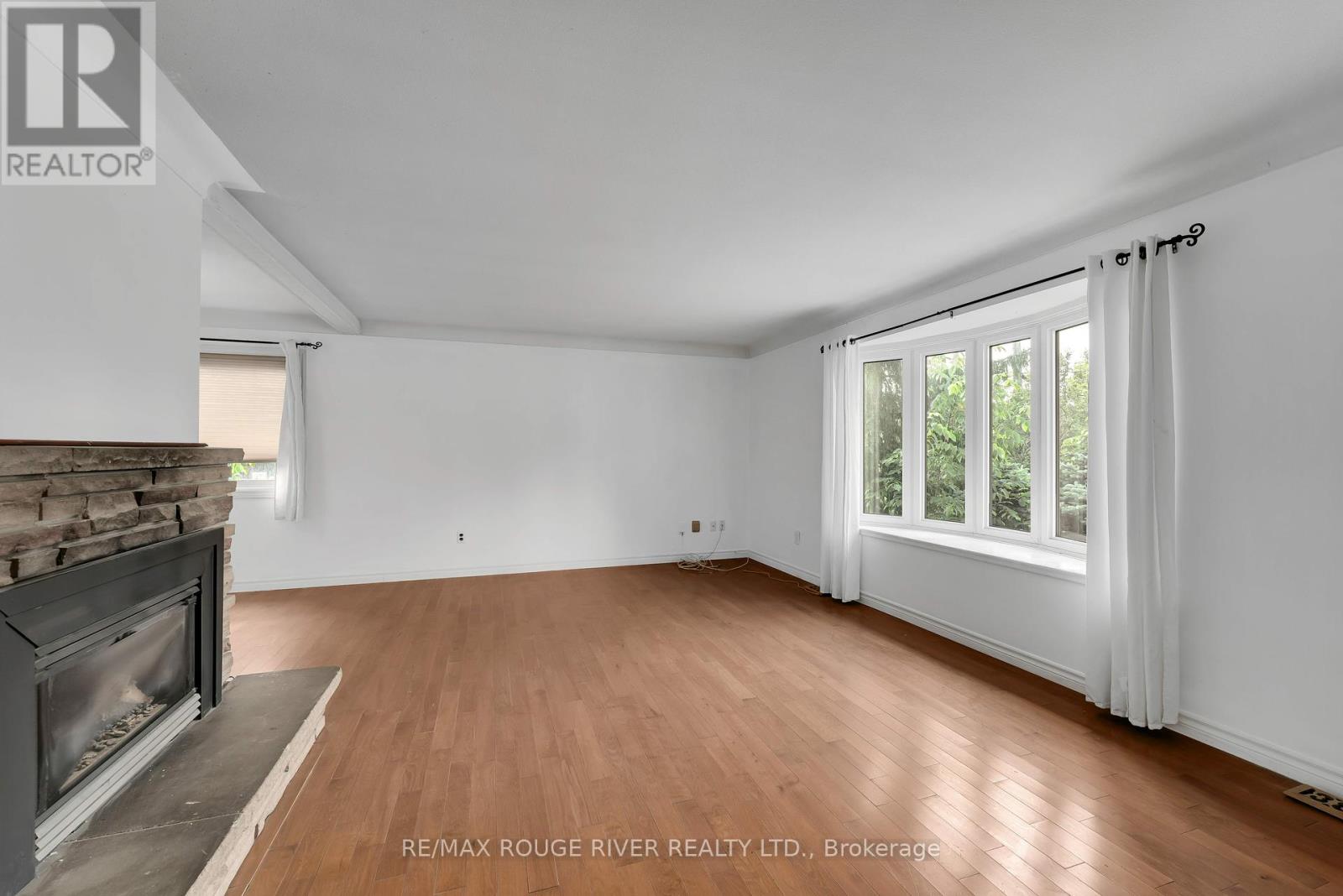 1261 PRINCE CHARLES DRIVE