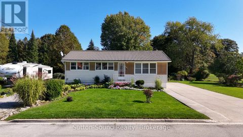507 MCNAUGHTON STREET South Bruce Peninsula ON N0H2T0