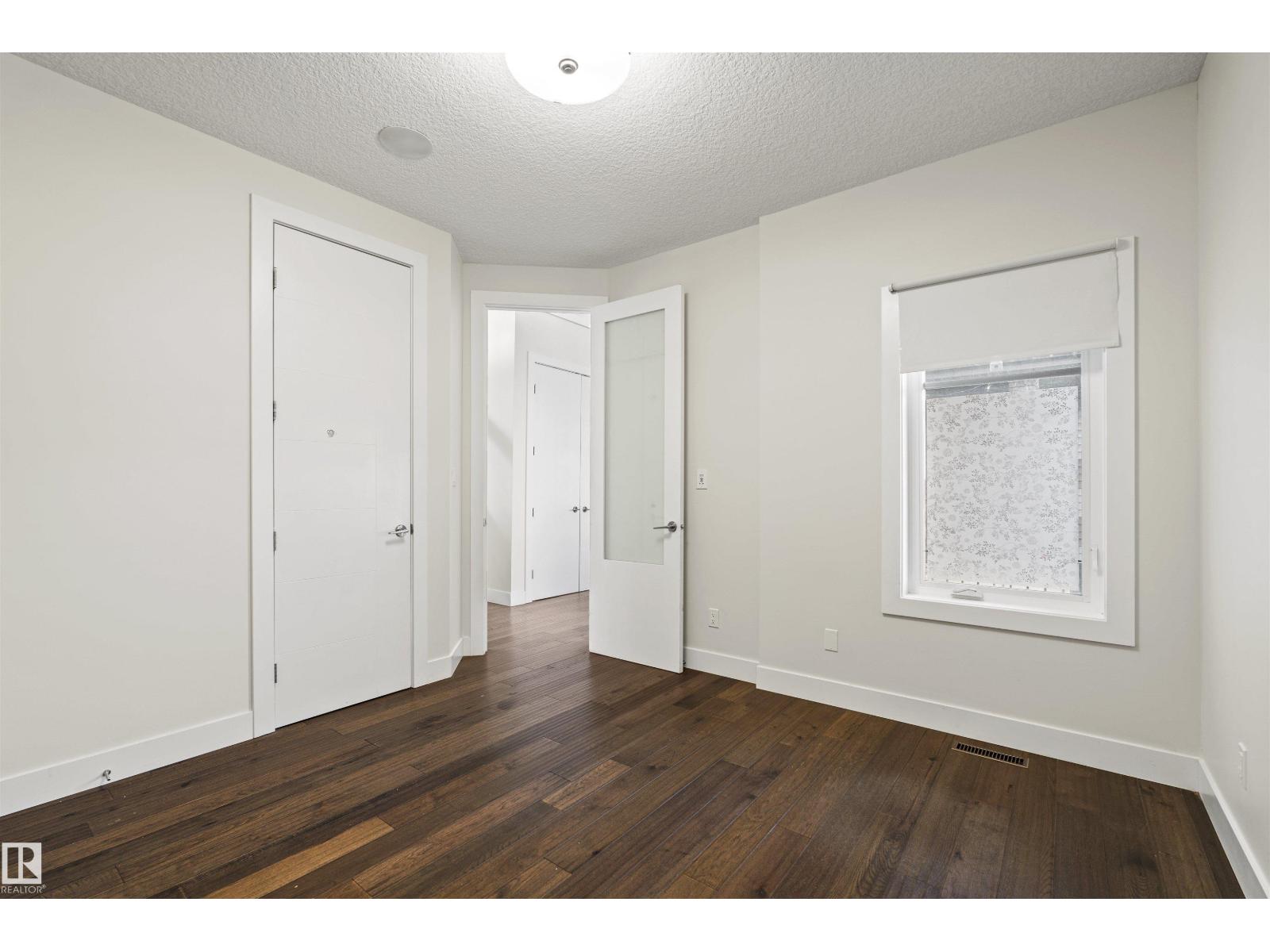 2036 AINSLIE LINK LI SW