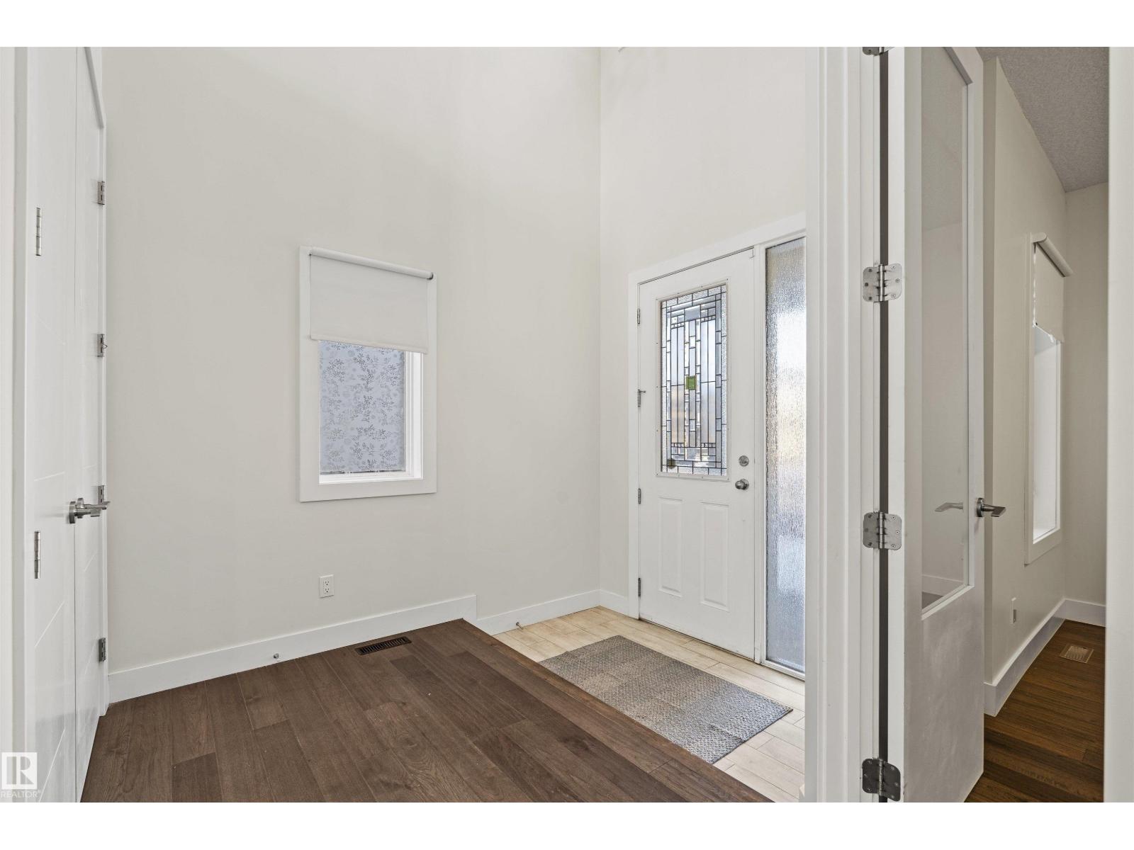 2036 AINSLIE LINK LI SW