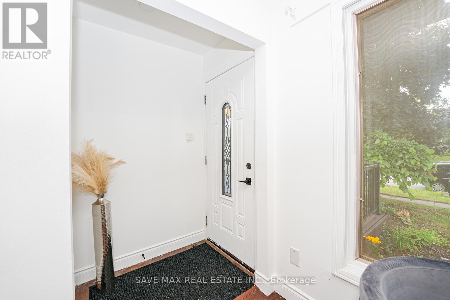 56 SCOTT ROAD