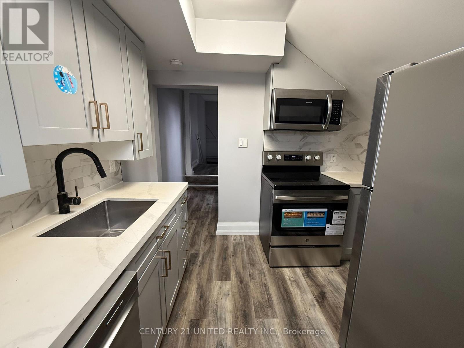 B - 470 BOLIVER STREET