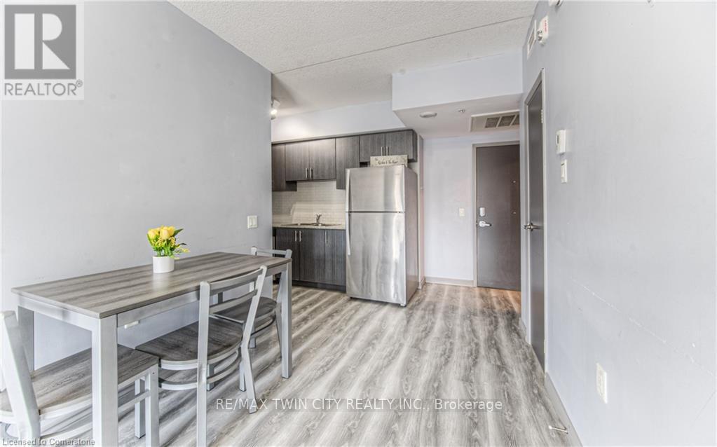 F311 - 275 LARCH STREET