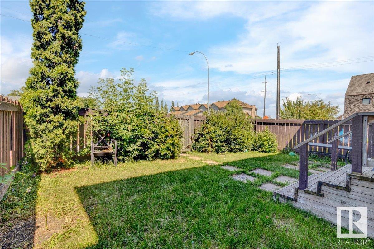 11525 132 AV NW