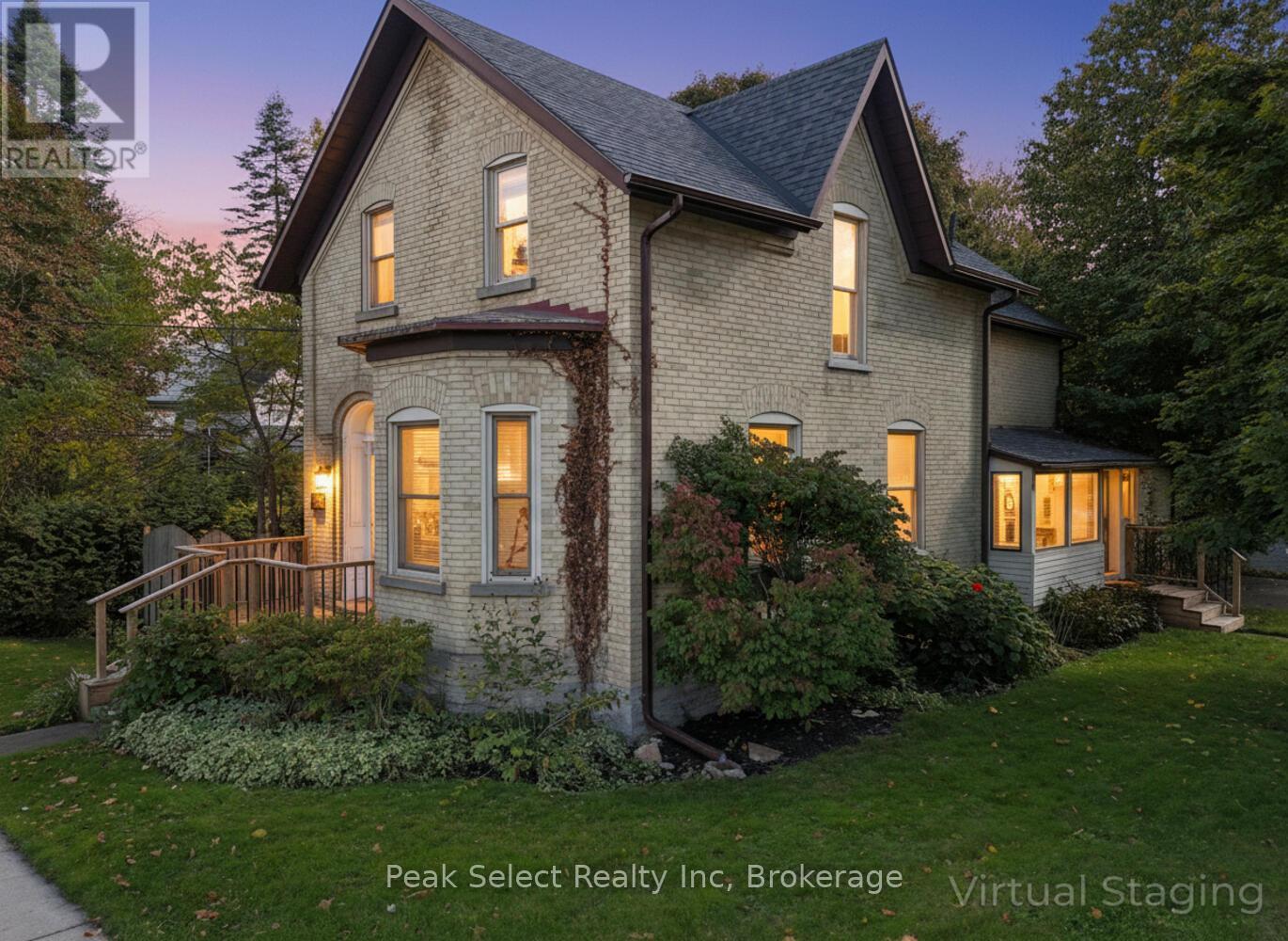 382 QUEEN STREET E