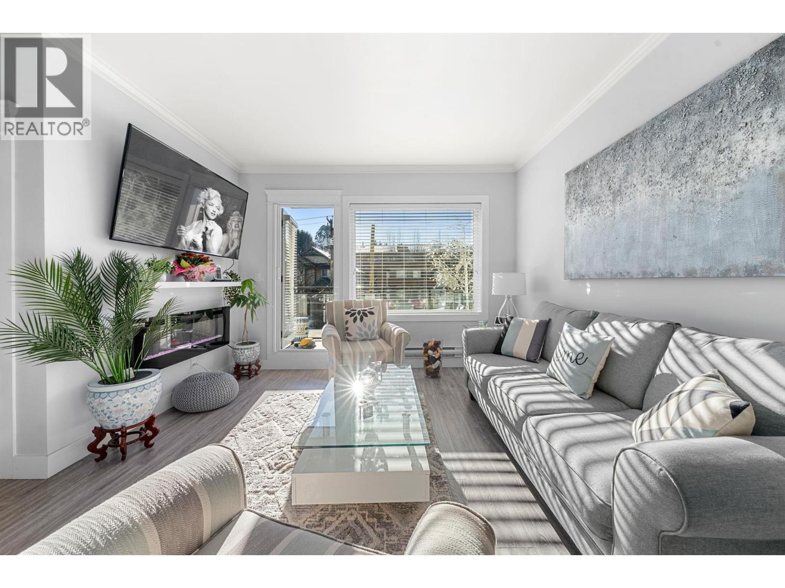 203 2229 ATKINS AVENUE