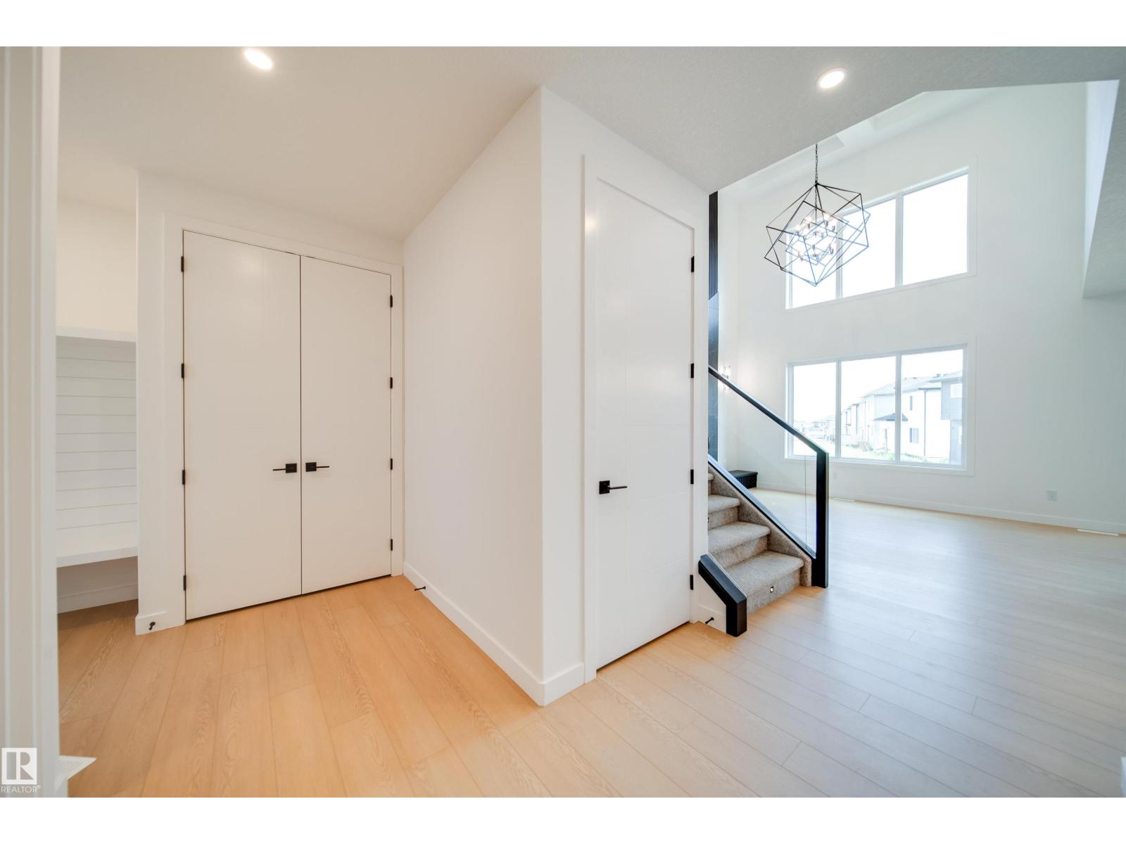 42 DILLWORTH CR