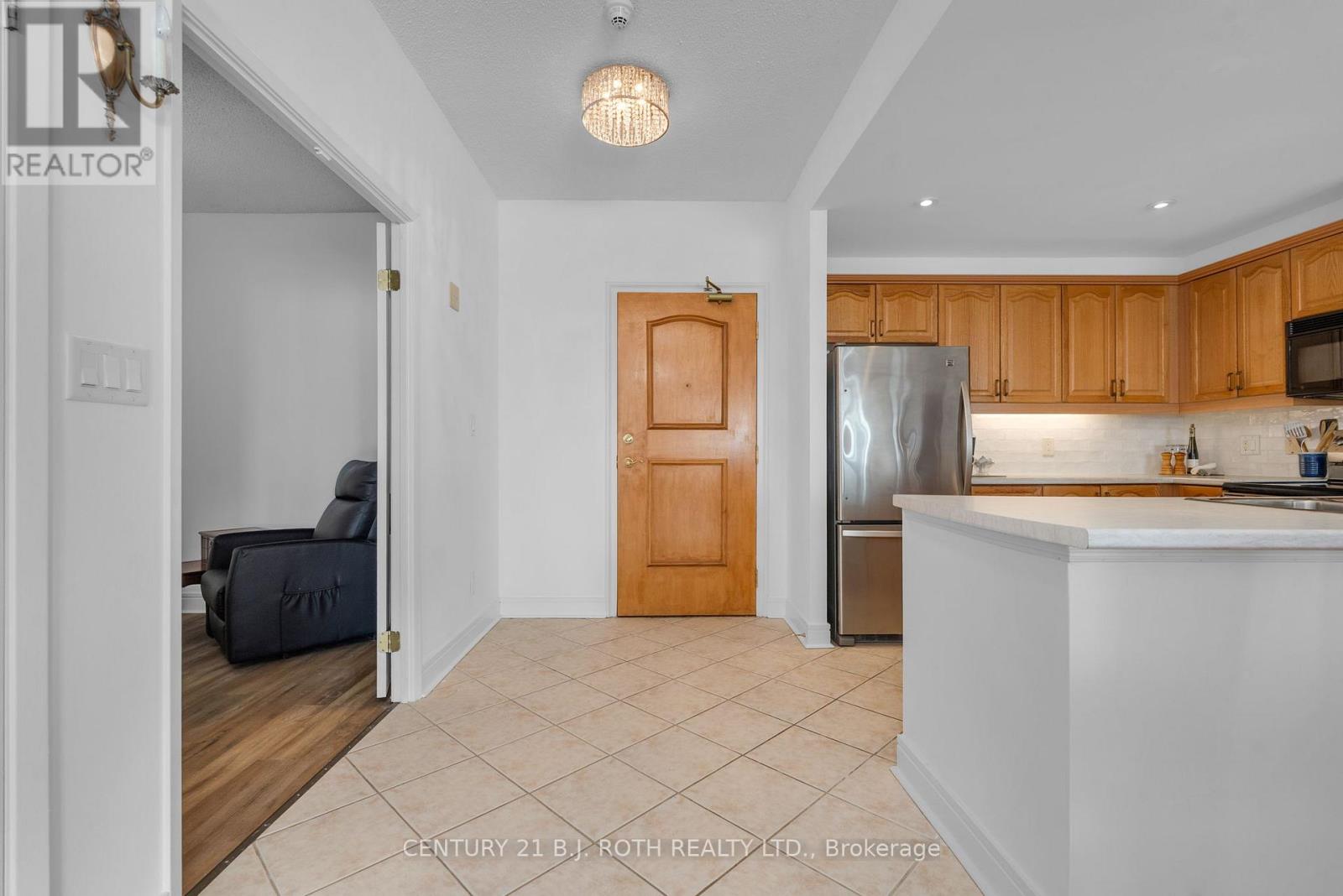 1402 - 2 TORONTO STREET