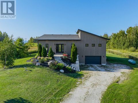 103 UGOVSEK CRESCENT Meaford ON N0H1B0