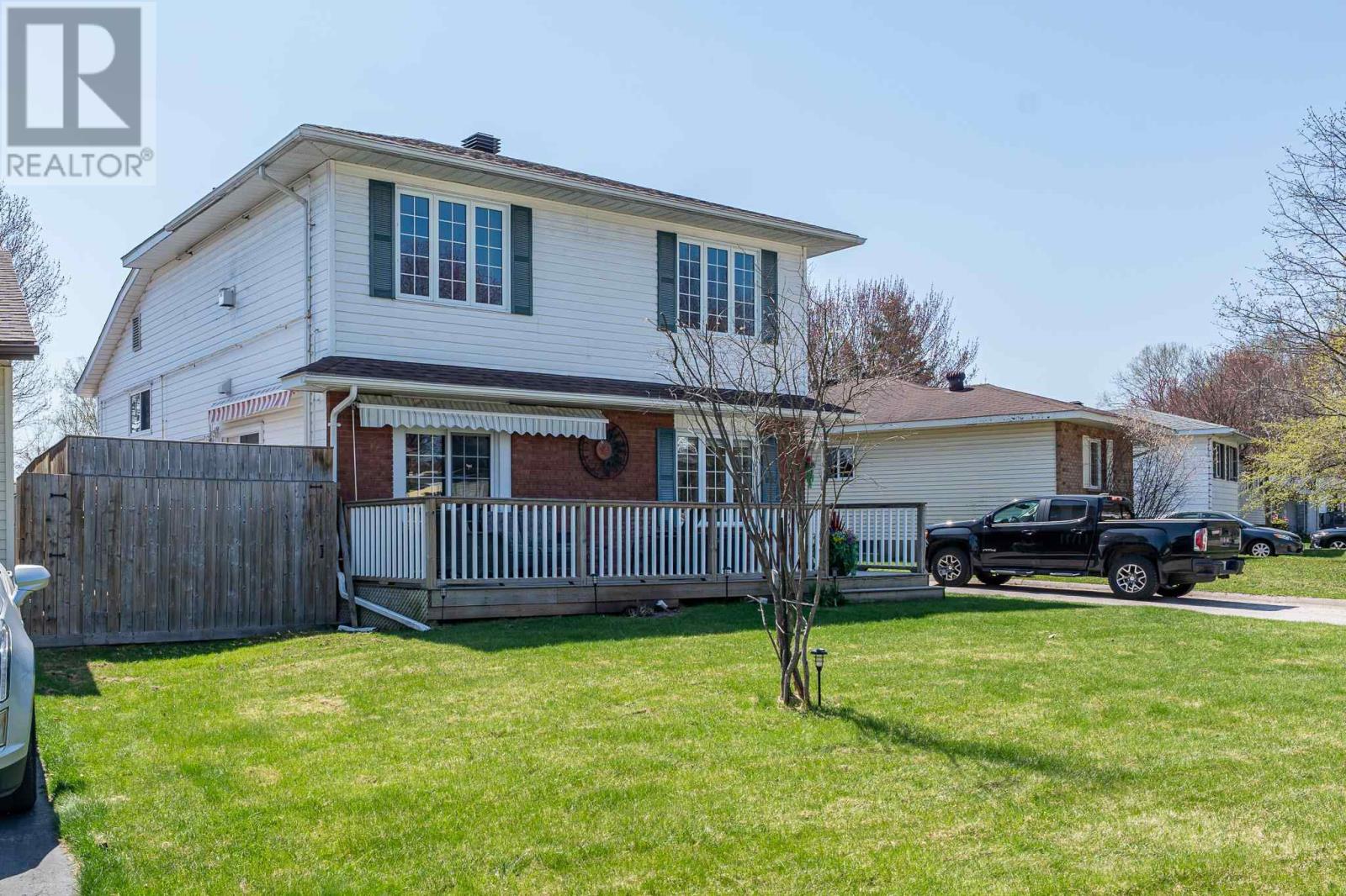 Homes for Sale Sault Ste. Marie 40 Taskar DR