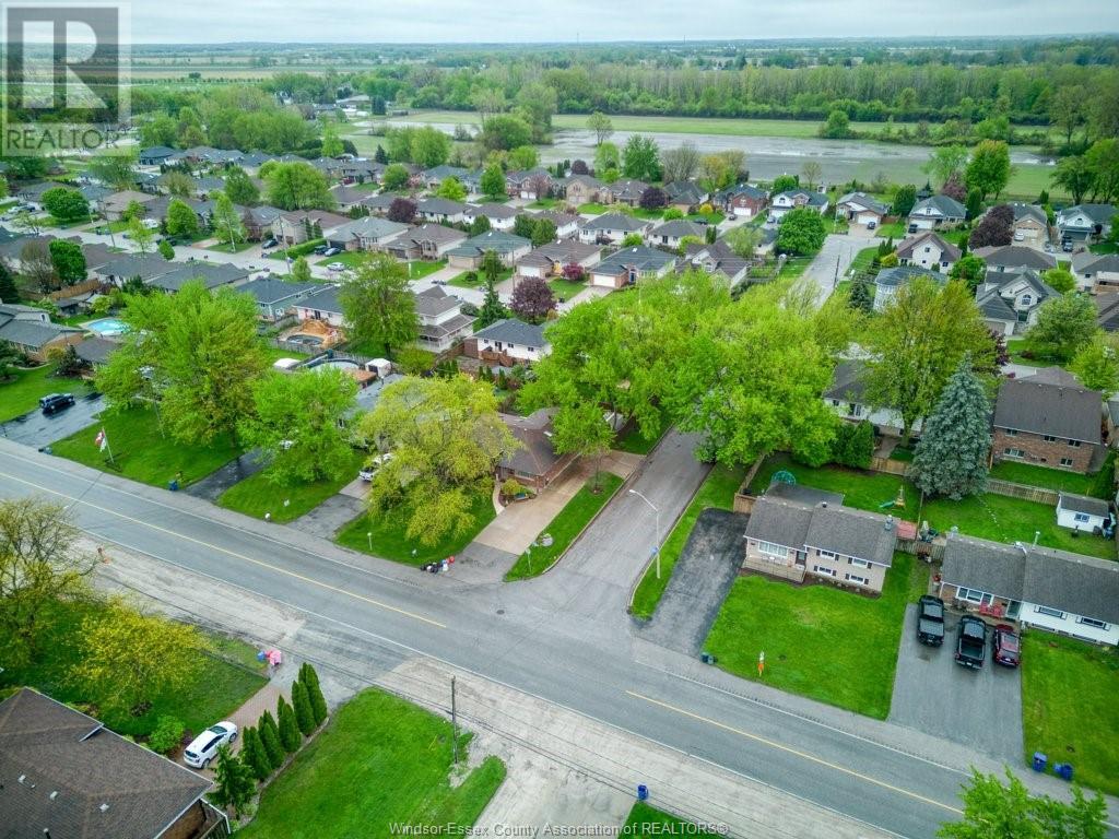 1600 Laurier DRIVE