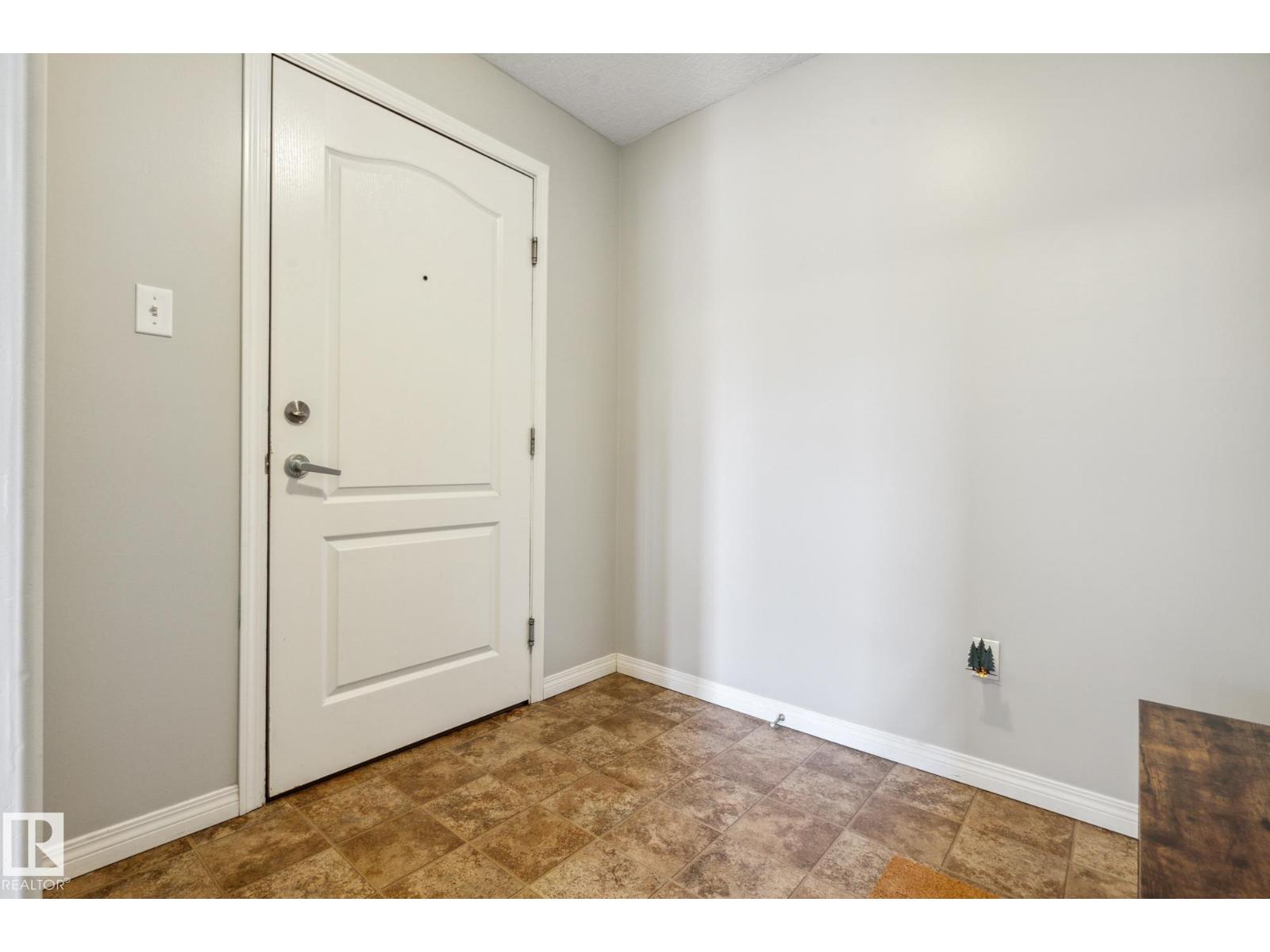 #1306 330 CLAREVIEW STATION DR NW
