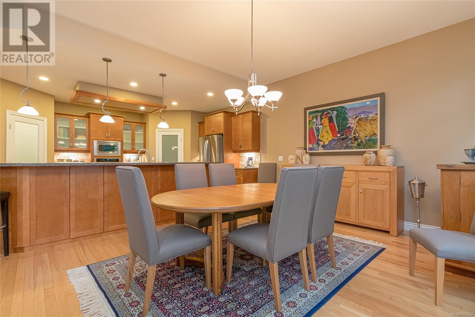 1256 Roberton Blvd