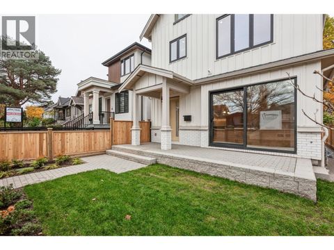 1 448 W 20TH AVENUE Vancouver BC V5Y2C8