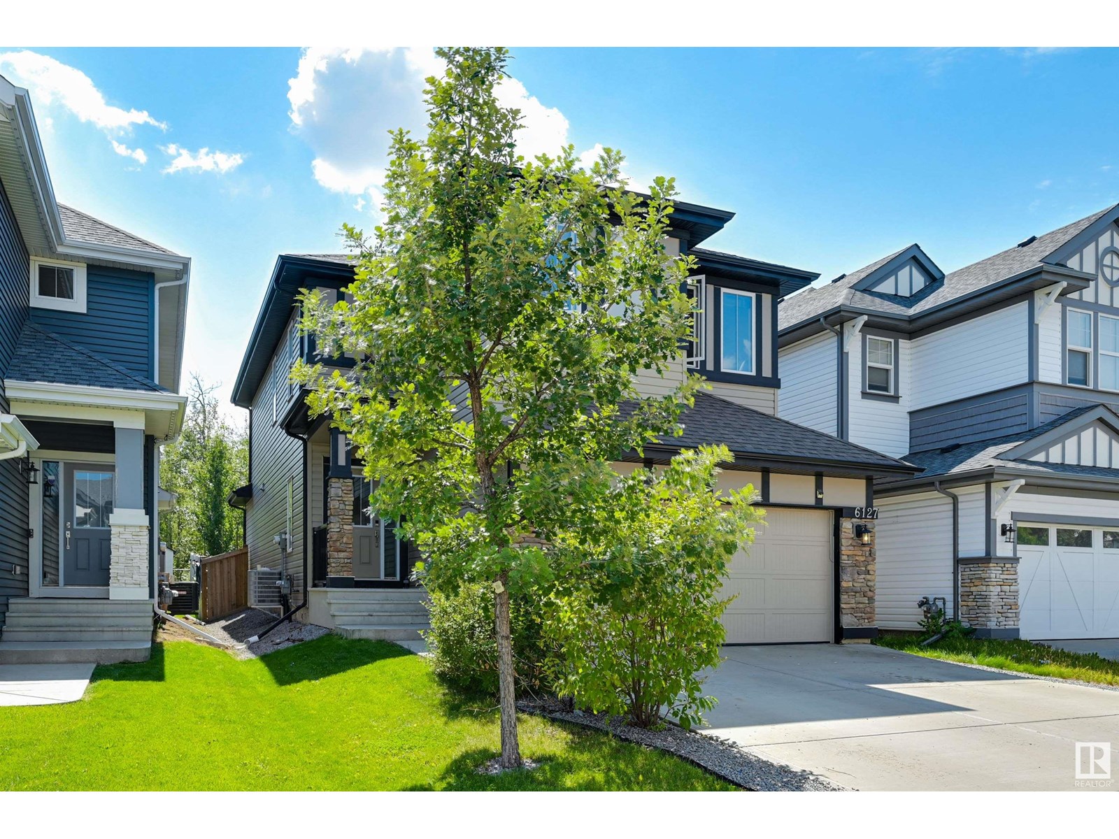 6127 175 AV NW