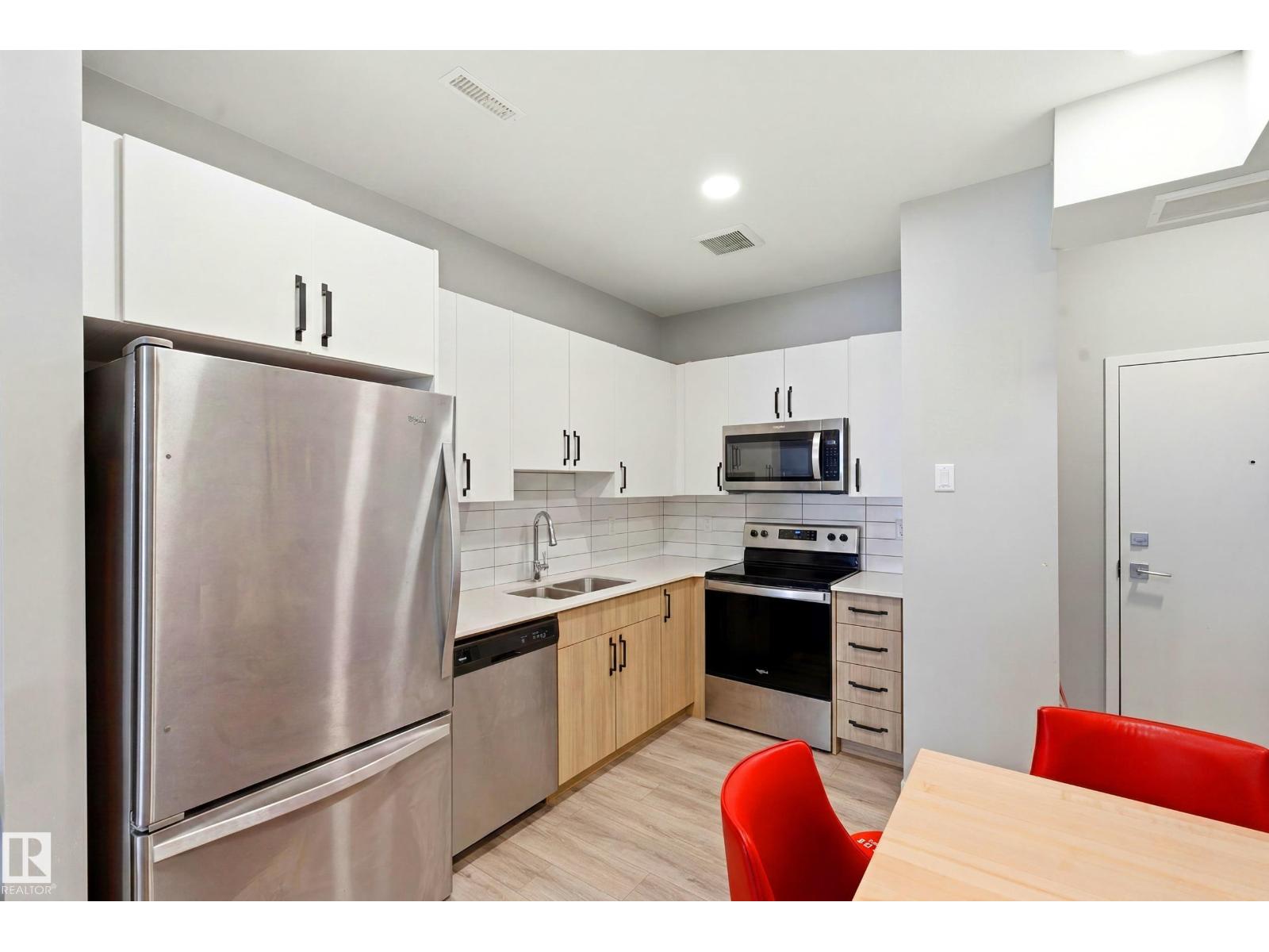 #106 856 Secord BV NW NW