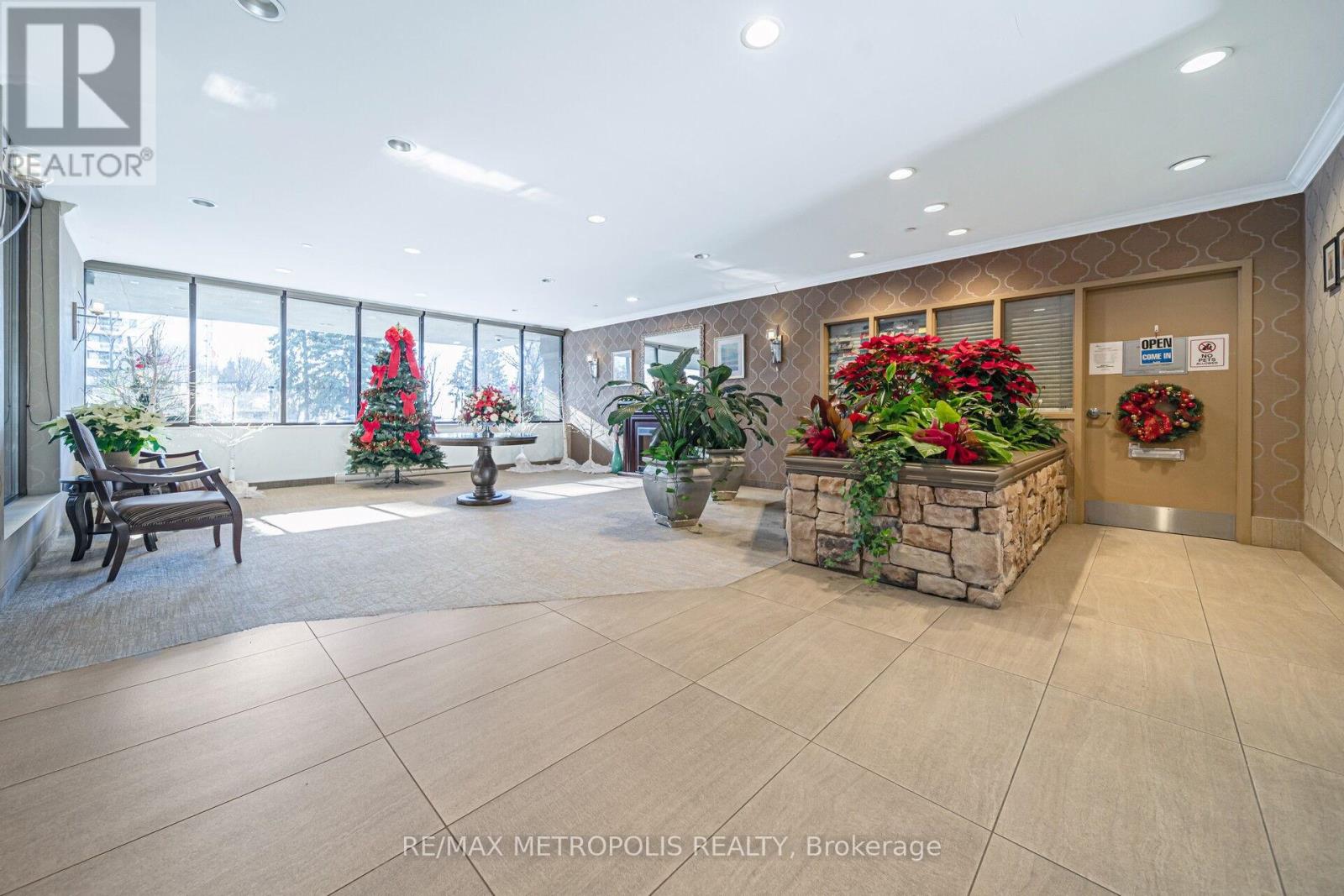 2212 - 2330 BRIDLETOWNE CIRCLE