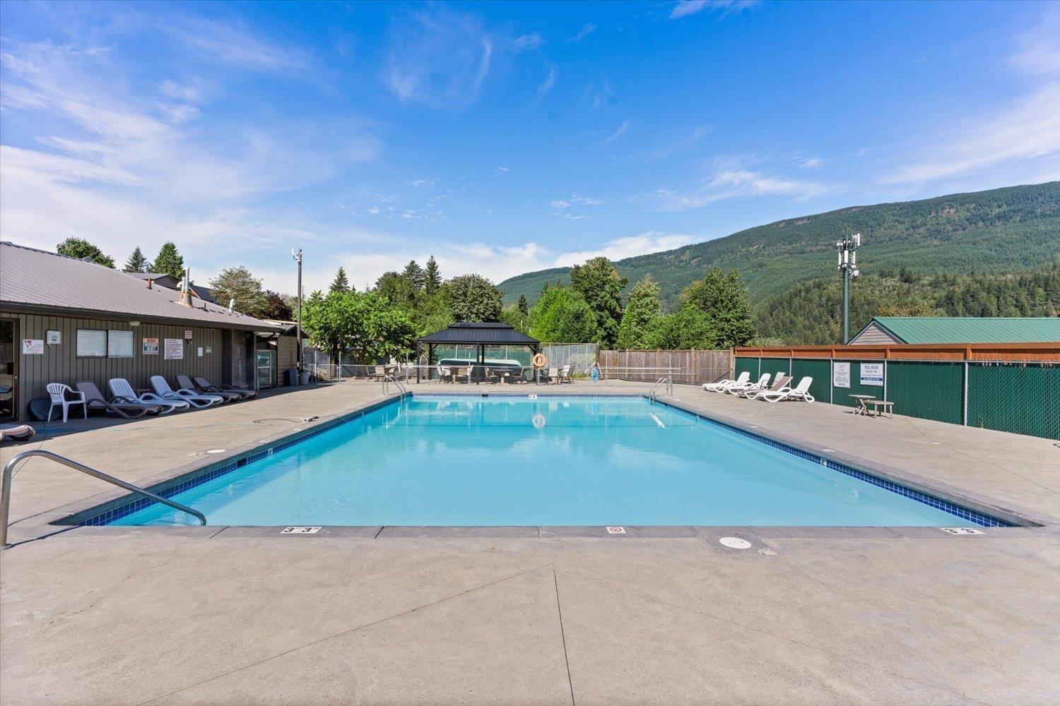 58 1436 FROST ROAD|Columbia Valley