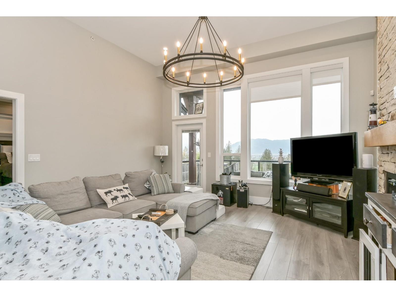 27 8295 NIXON ROAD|Eastern Hillsides